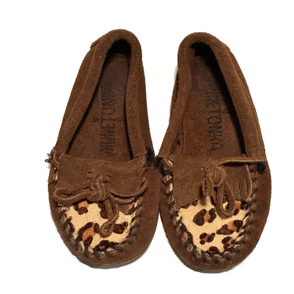 Minnetonka Kilty Suede Whipstitch Moccasins